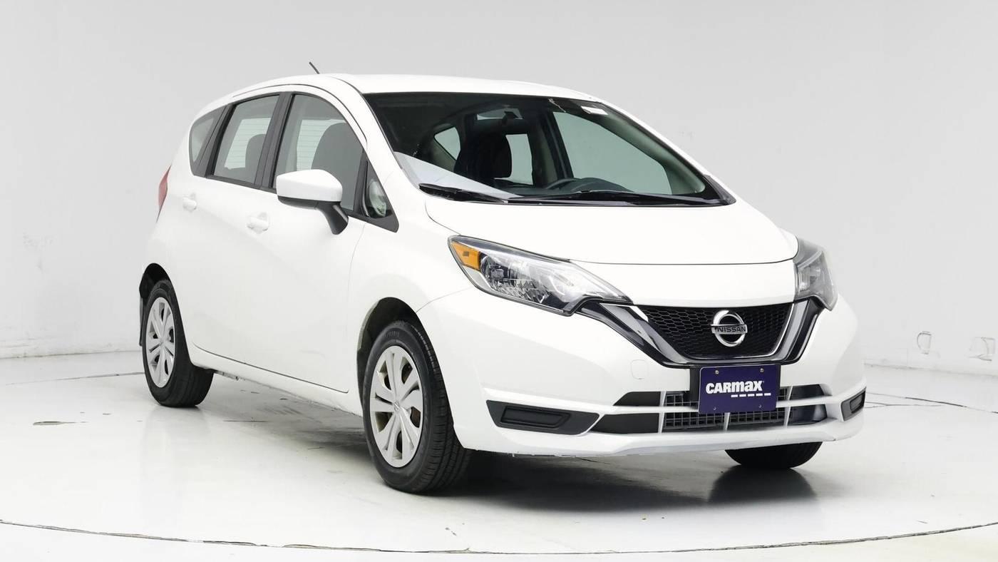 2017 Nissan Versa 1.6 SV in Birmingham AL For Sale - Image 1