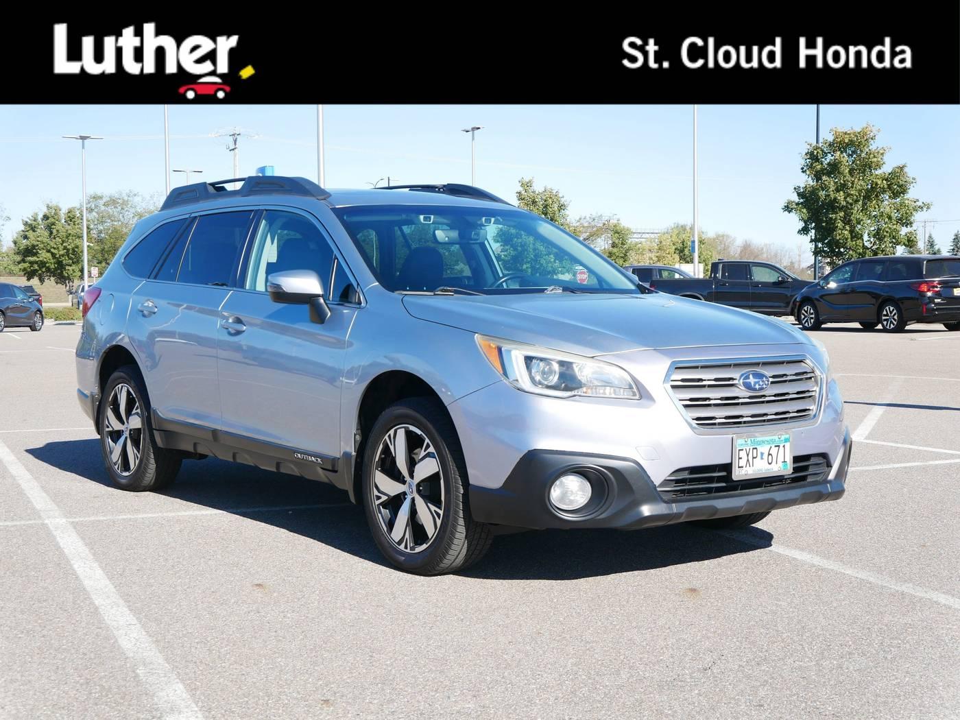 2017 Subaru Outback 2.5i Limited in Wait Park MN For Sale - Image 1