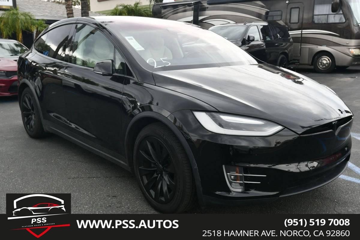 2017 Tesla Model X 75D in Norco CA For Sale - Image 1