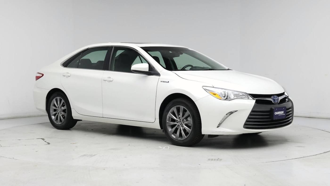 2017 Toyota Camry Hybrid XLE in Birmingham AL For Sale - Image 1