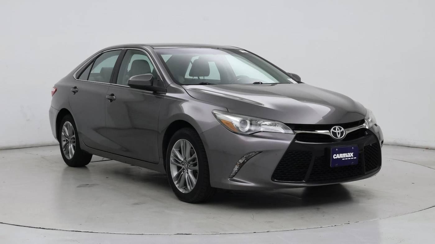 2017 Toyota Camry SE in Birmingham AL For Sale - Image 1