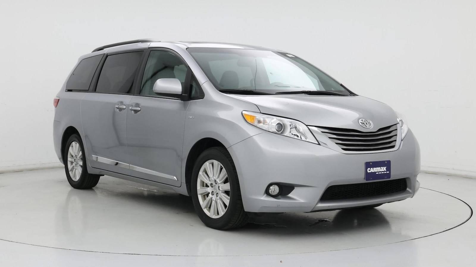 2017 Toyota Sienna XLE Premium in Birmingham AL For Sale - Image 1