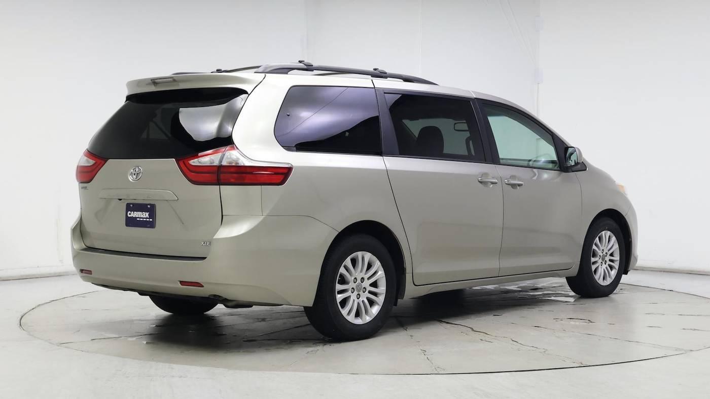 2017 Toyota Sienna XLE in Birmingham AL For Sale - Image 1