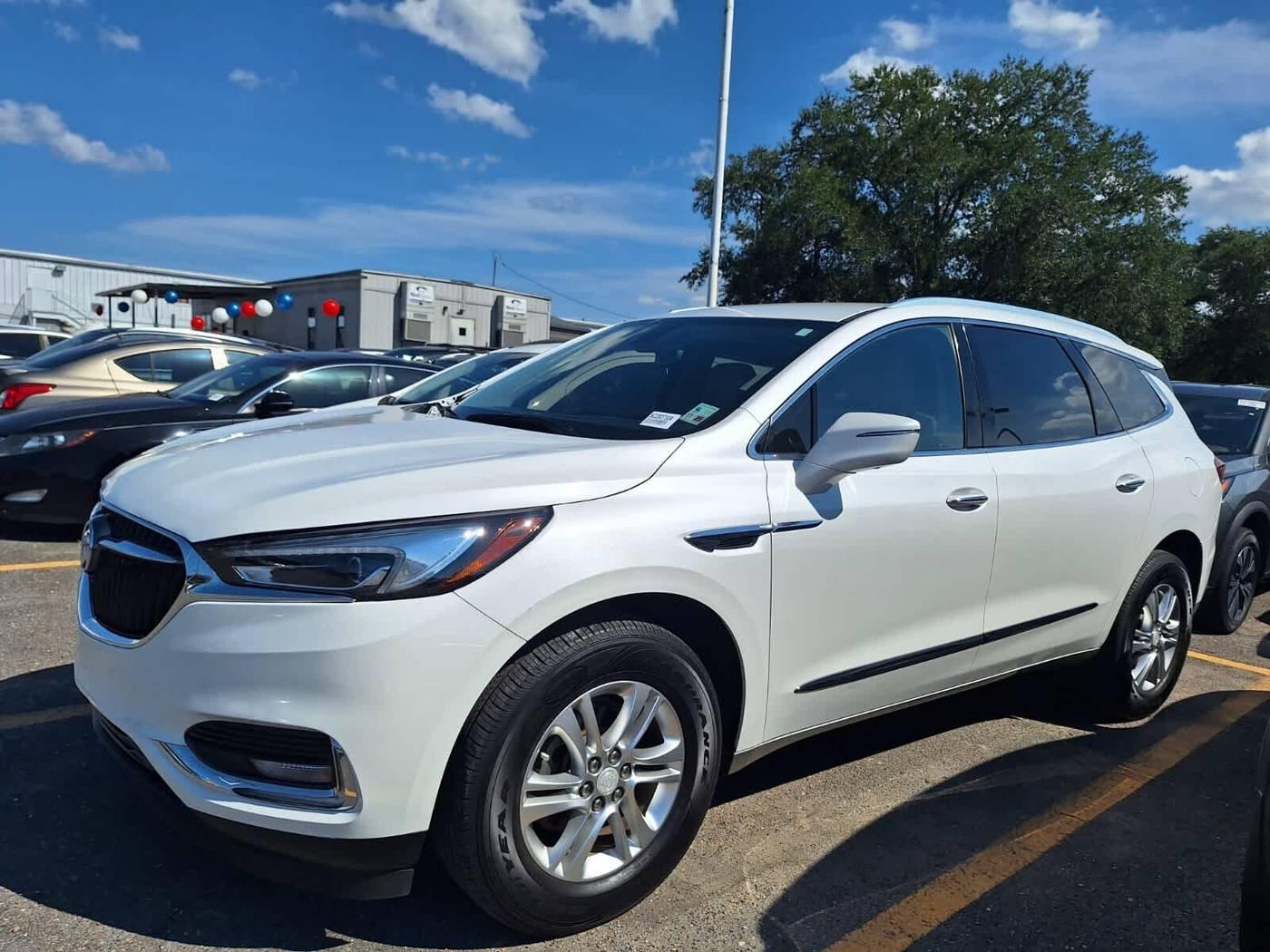 2018 Buick Enclave Essence in Metairie LA For Sale - Image 1