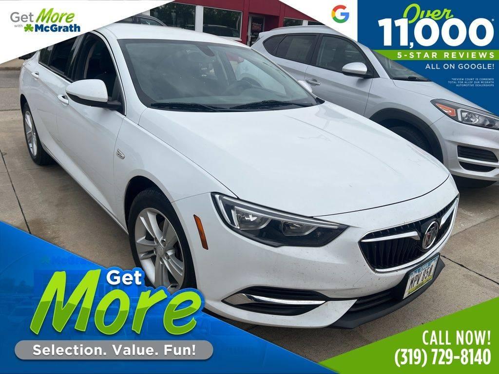 2018 Buick Regal Sportback Preferred in Hiawatha IA For Sale - Image 1