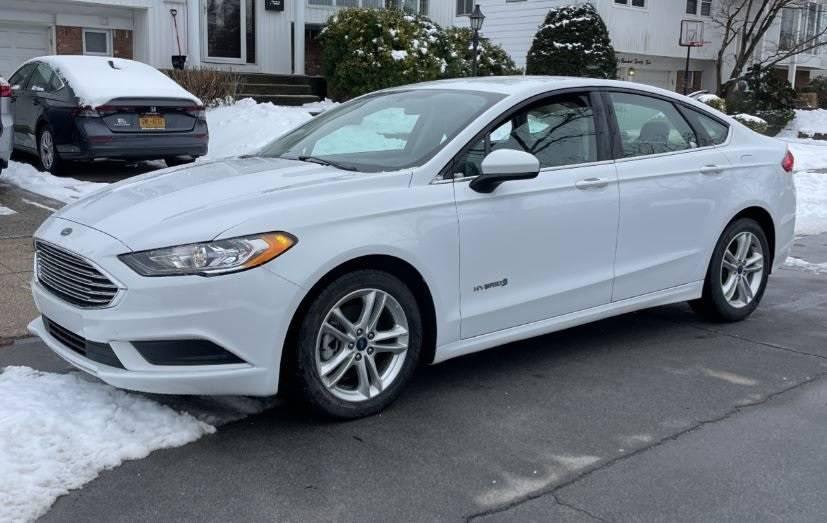 2018 Ford Fusion Hybrid SE in Noblesville IN For Sale - Image 1