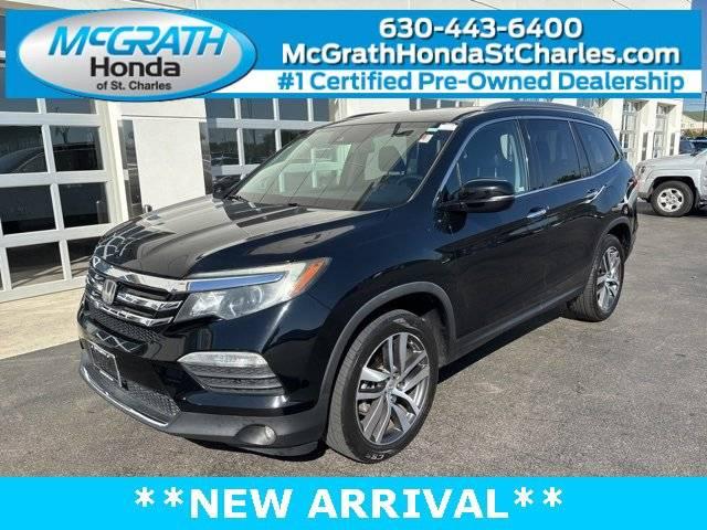 2018 Honda Pilot Touring in Saint Charles IL For Sale - Image 1