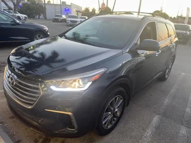 2018 Hyundai Santa Fe SE in Homestead FL For Sale - Image 1