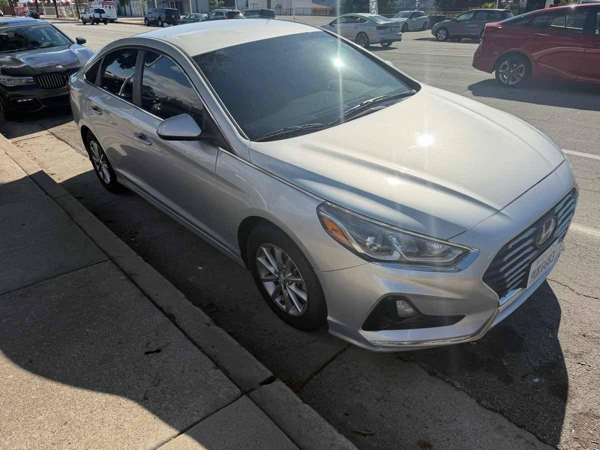 2018 Hyundai Sonata SE in La Crescenta CA For Sale - Image 1