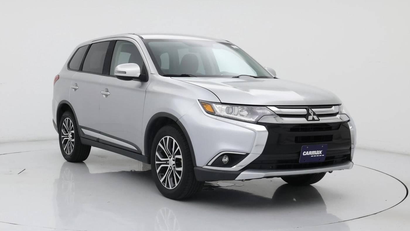 2018 Mitsubishi Outlander SE in Birmingham AL For Sale - Image 1