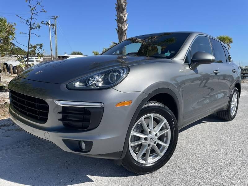 2018 Porsche Cayenne Standard in Sarasota FL For Sale - Image 1