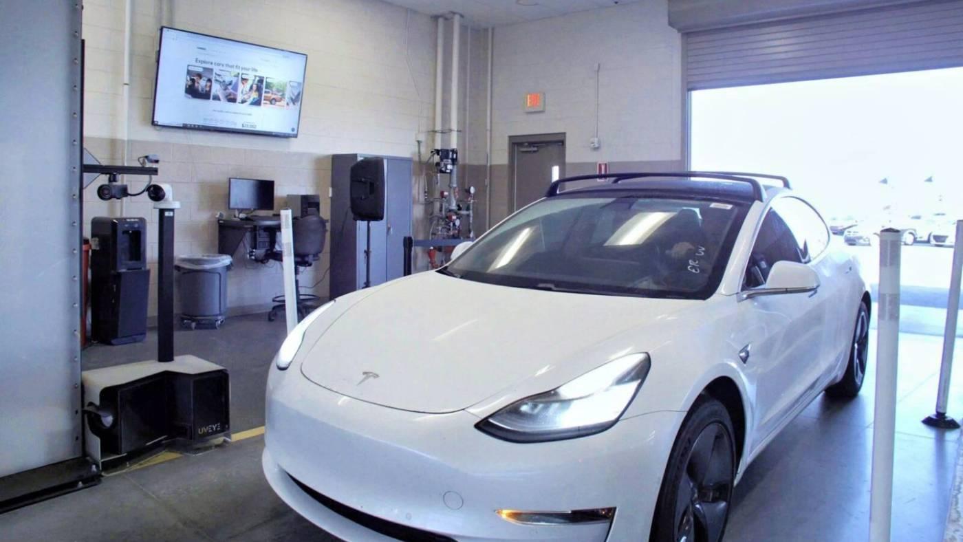 2018 Tesla Model 3 Long Range in Buford GA For Sale - Image 1