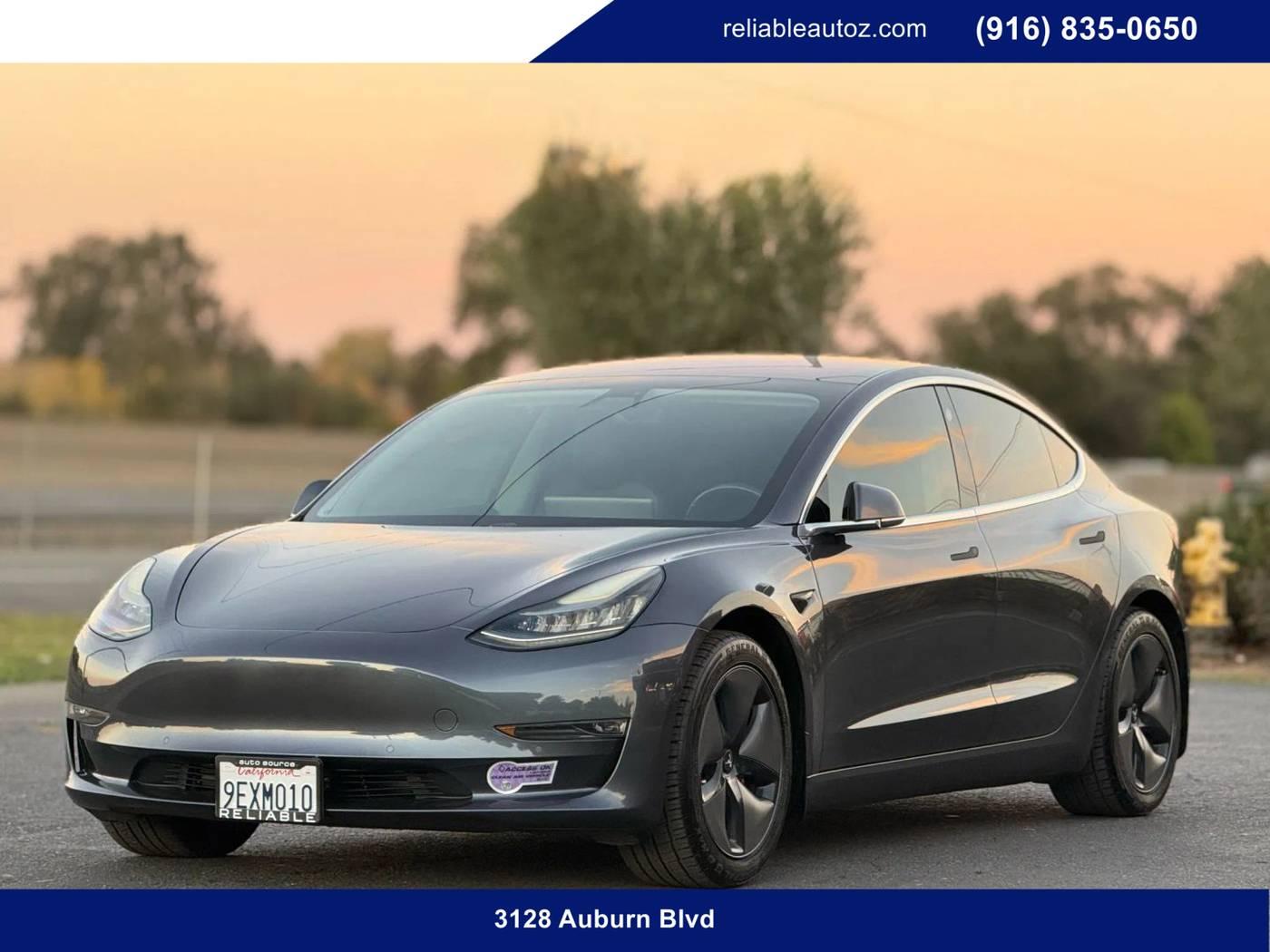 2018 Tesla Model 3 Mid Range in Sacramento CA For Sale - Image 1