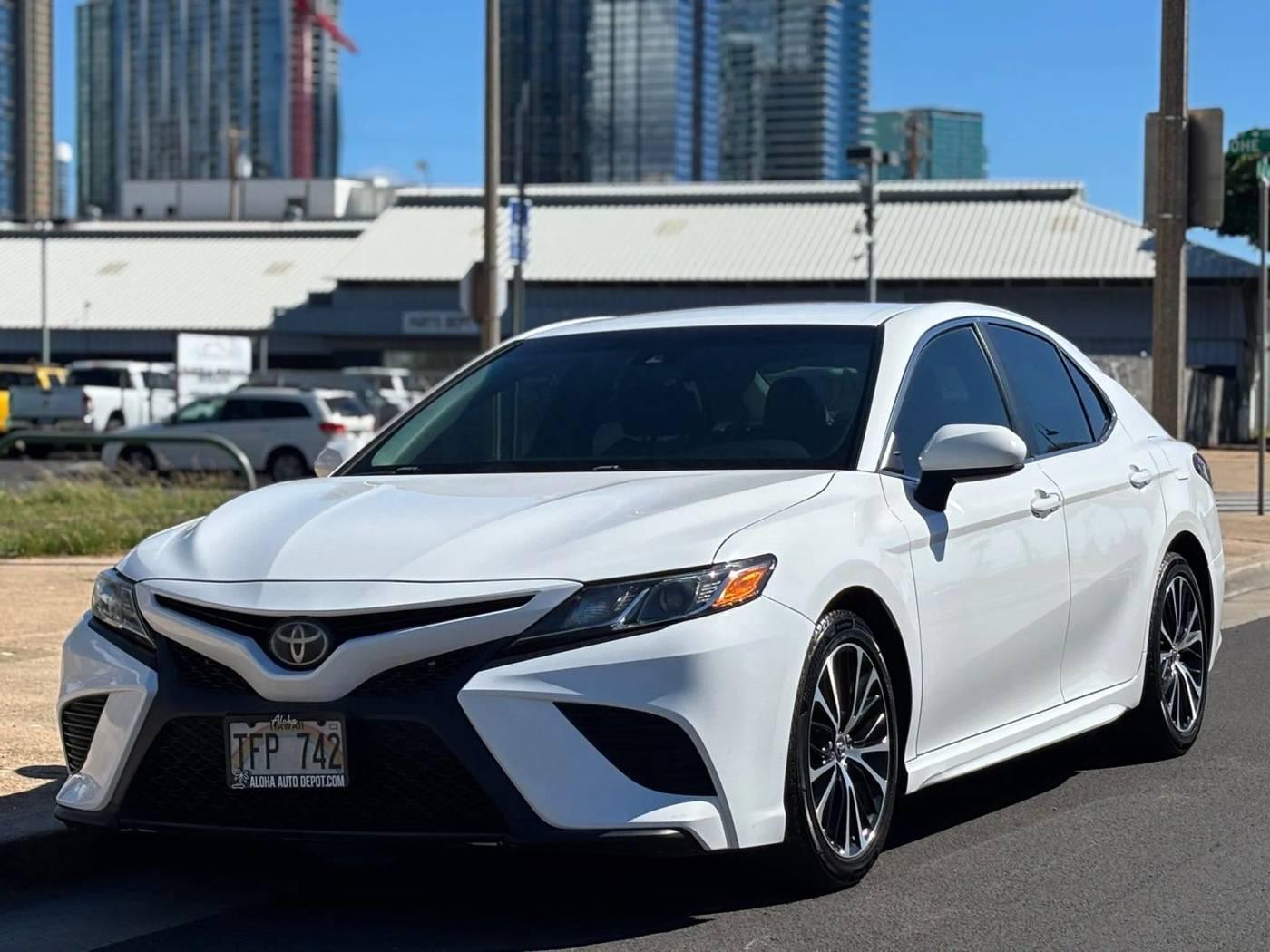 2018 Toyota Camry L in Honolulu HI For Sale - Image 1