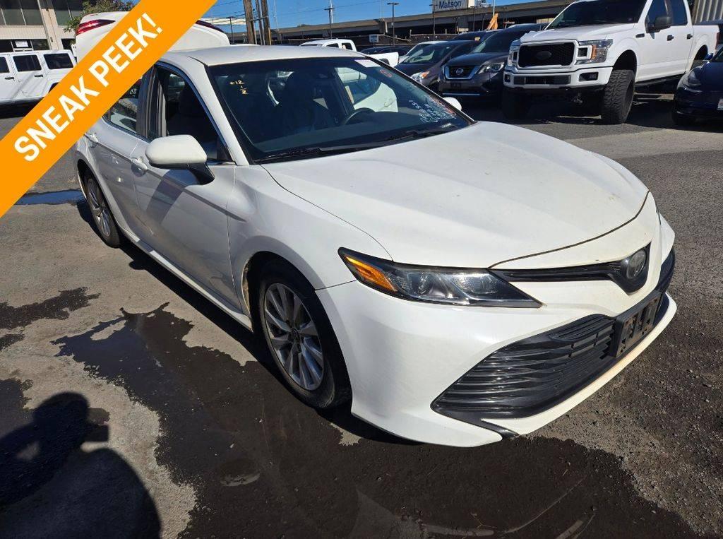 2018 Toyota Camry LE in Honolulu HI For Sale - Image 1