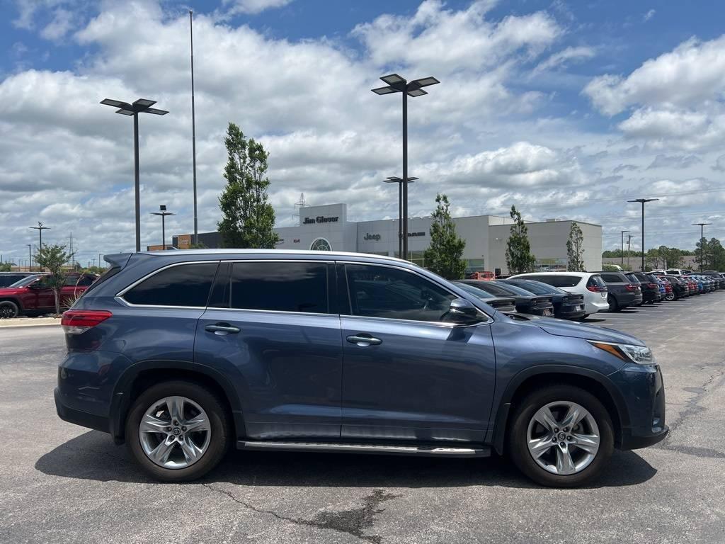 2018 Toyota Highlander Limited in Owasso OK For Sale - Image 1