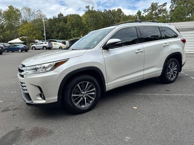 2018 Toyota Highlander XLE in Matthews NC For Sale - Image 1