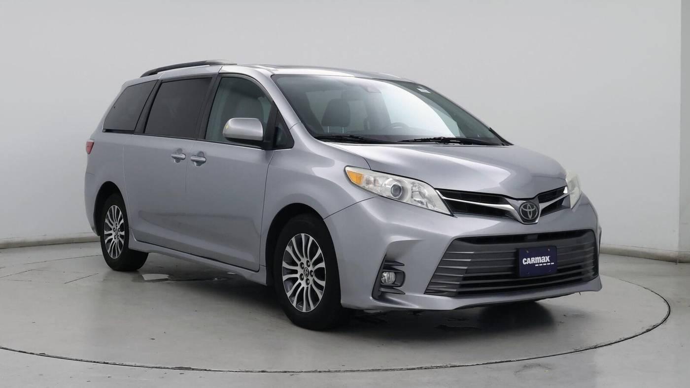 2018 Toyota Sienna XLE in Birmingham AL For Sale - Image 1