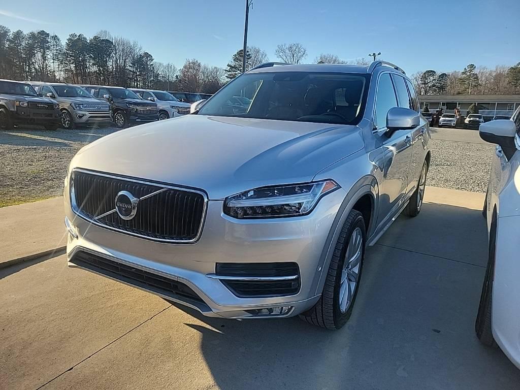 2018 Volvo XC90 Momentum in Greensboro NC For Sale - Image 1