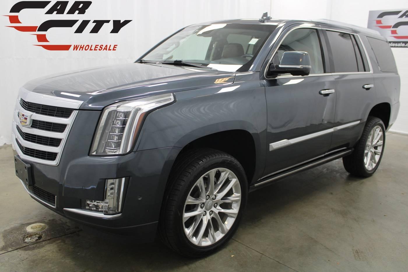 2019 Cadillac Escalade Premium Luxury in Shawnee KS For Sale - Image 1