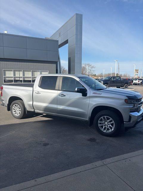 2019 Chevrolet Silverado 1500 LT in Plainfield IN For Sale - Image 1