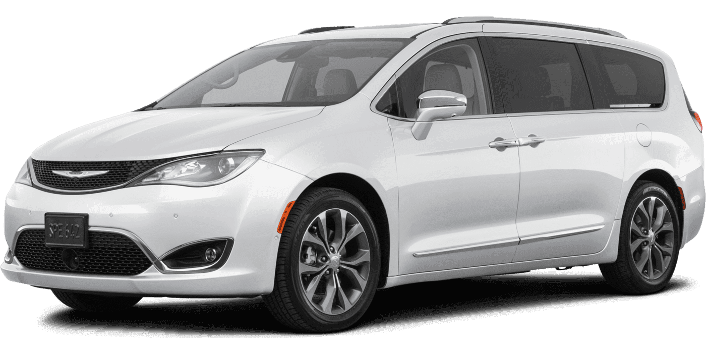 2019 Chrysler Pacifica Limited in La Grange KY For Sale - Image 1