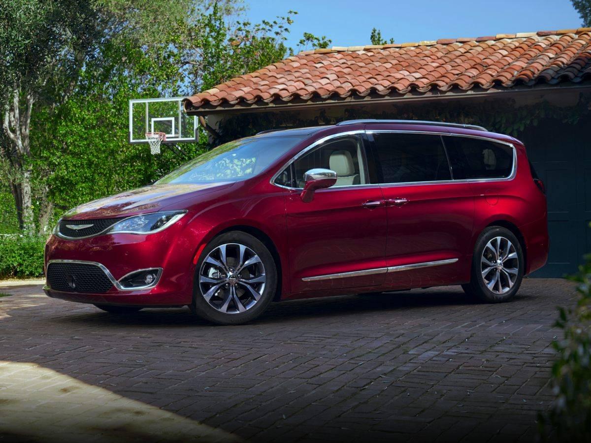 2019 Chrysler Pacifica Touring L in West Covina CA For Sale - Image 1