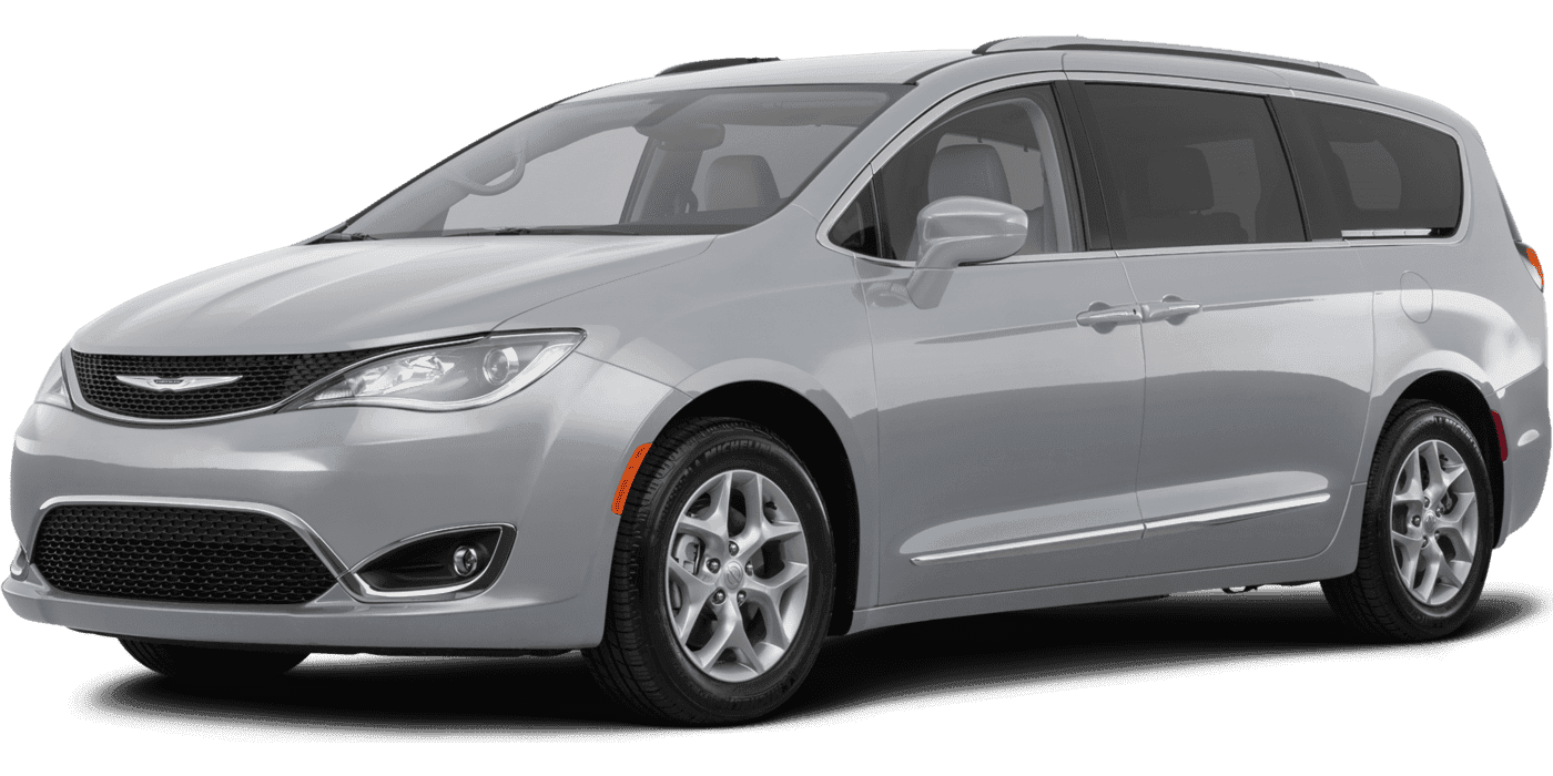 2019 Chrysler Pacifica Touring Plus in Des Moines IA For Sale - Image 1