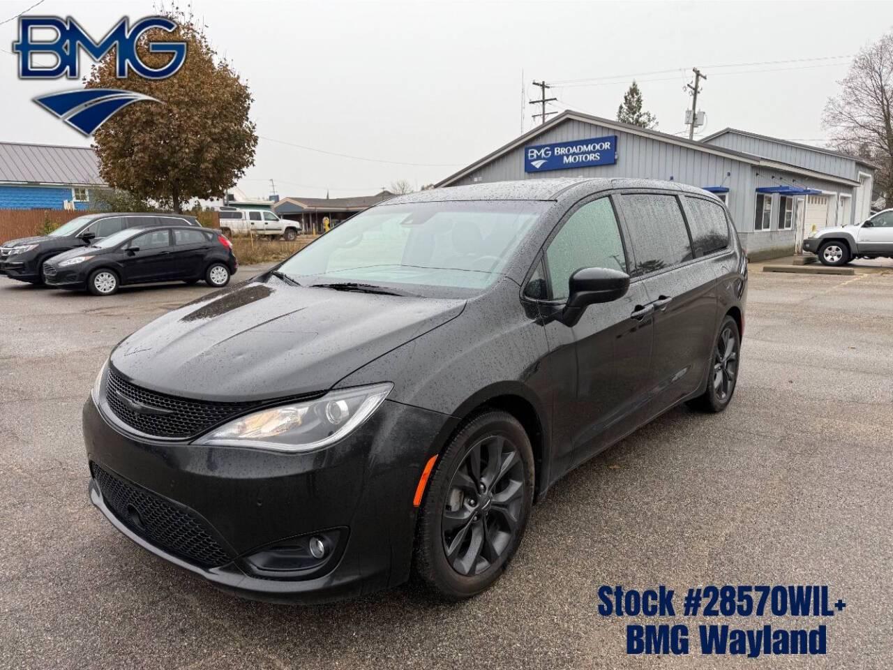 2019 Chrysler Pacifica Touring Plus in Wayland MI For Sale - Image 1