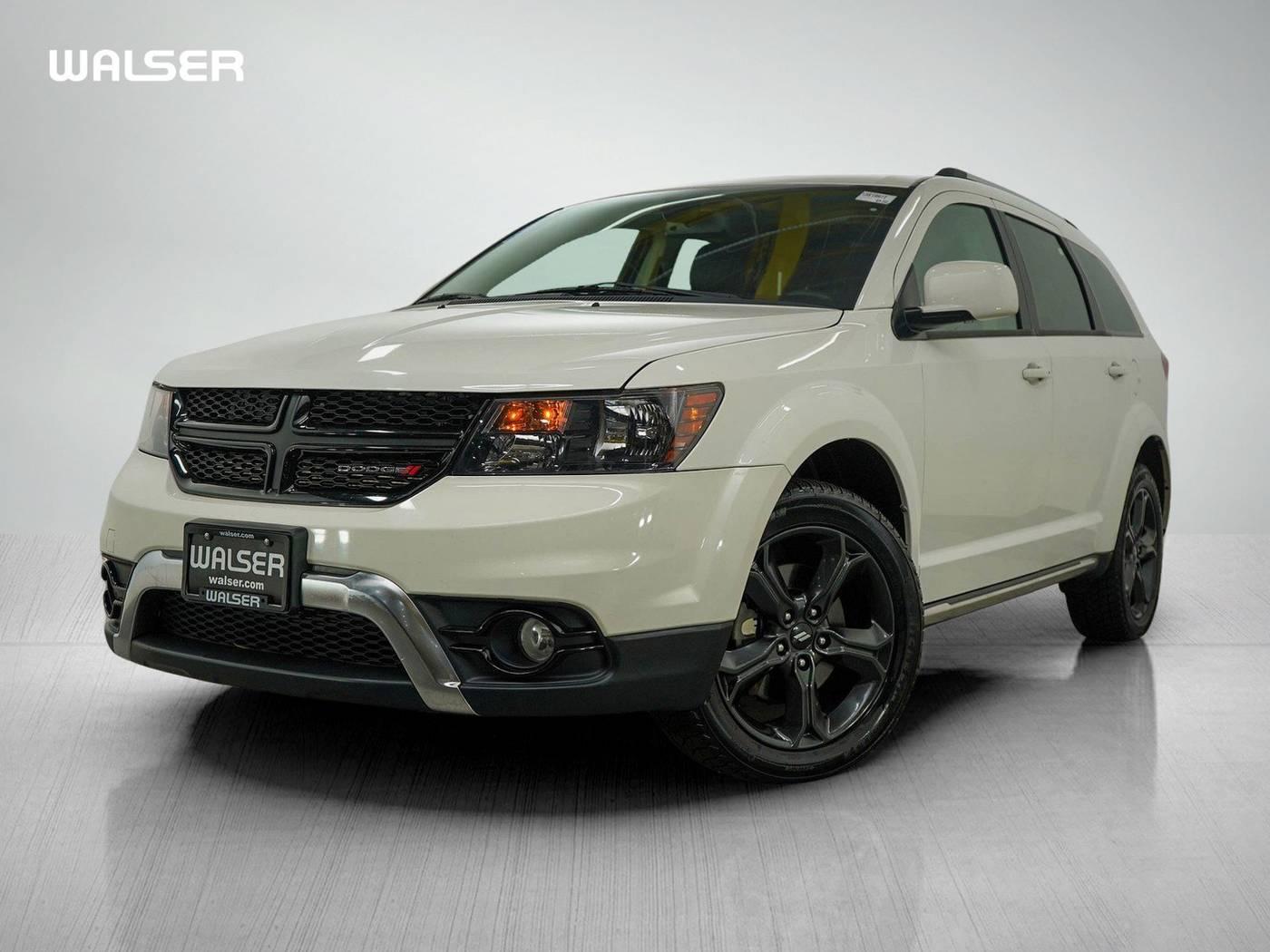 2019 Dodge Journey Crossroad in Burnsville MN For Sale - Image 1