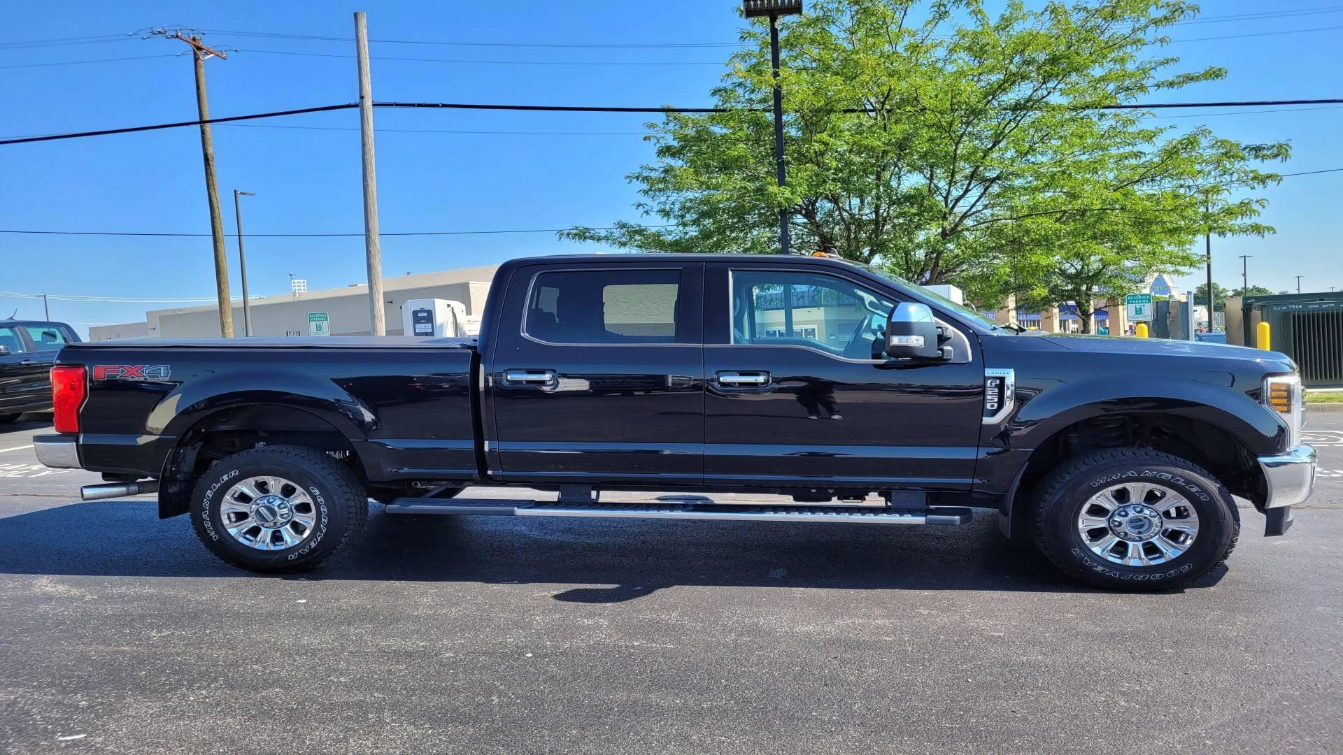 2019 Ford Super Duty F-250 Lariat in Cincinnati OH For Sale - Image 1