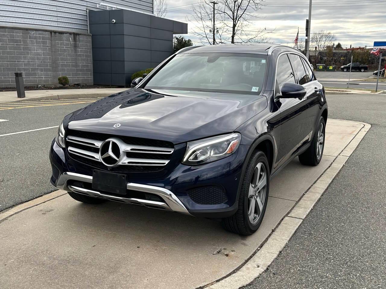 2019 Mercedes-Benz GLC GLC 300 in Bayonne NJ For Sale - Image 1