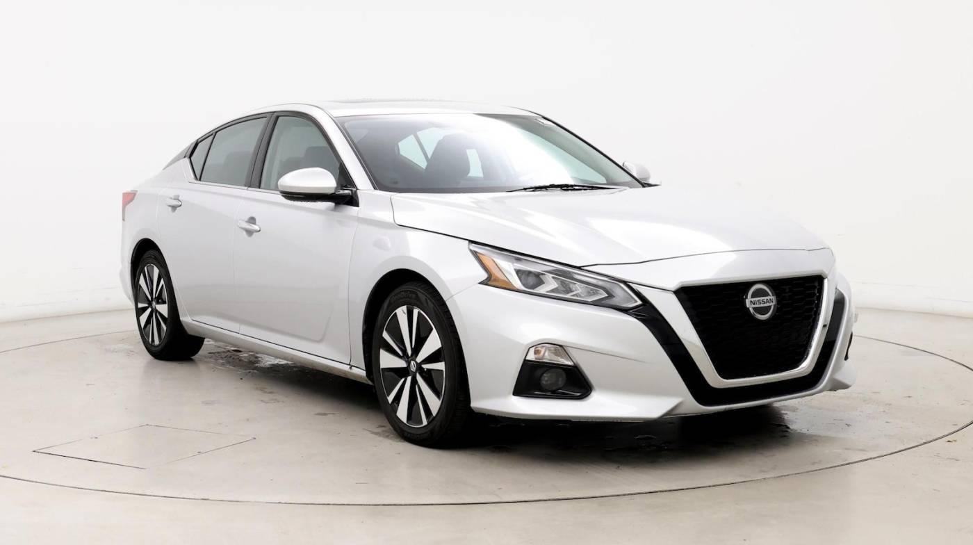 2019 Nissan Altima SL For Sale - Image 1