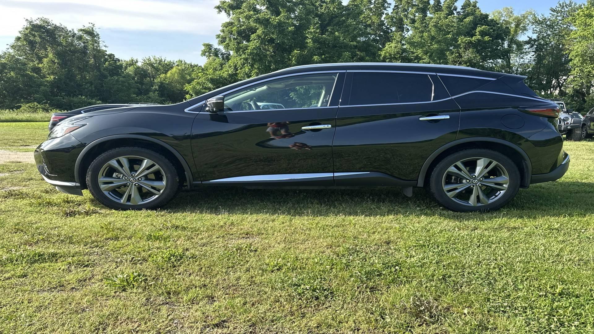 2019 Nissan Murano Platinum in Fayetteville AR For Sale - Image 1