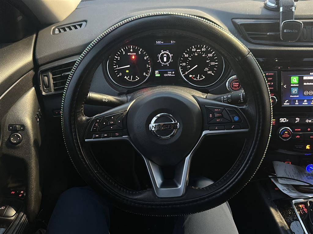 2019 Nissan Rogue SV in Greenville NC For Sale - Image 1