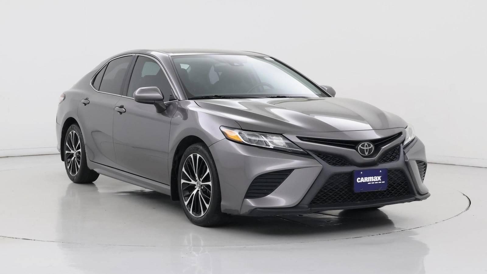 2019 Toyota Camry SE in Birmingham AL For Sale - Image 1