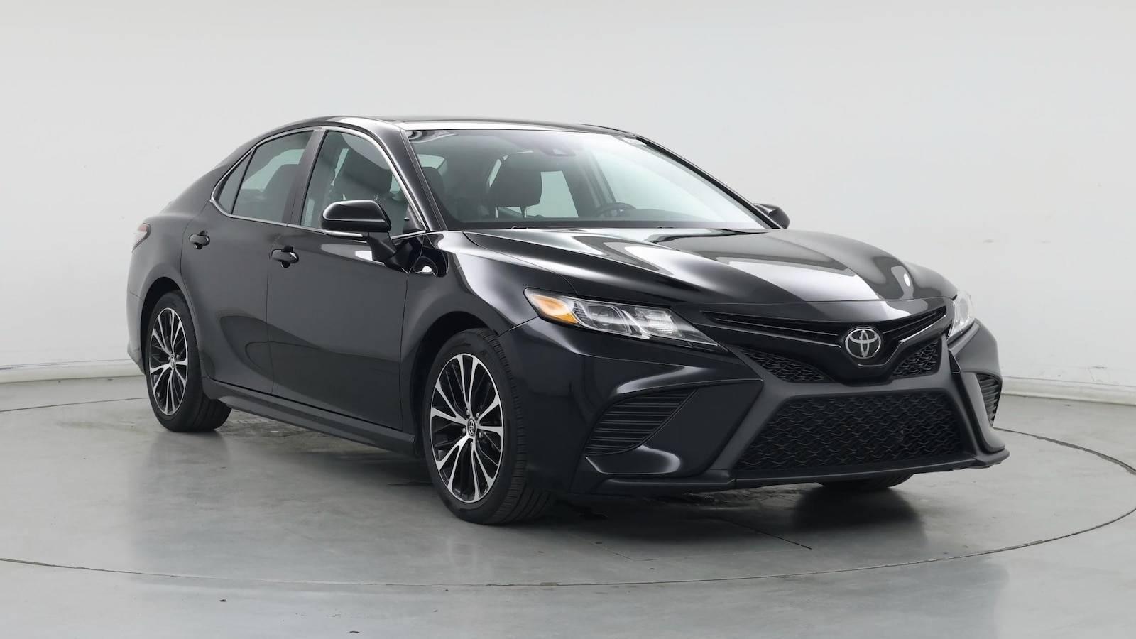 2019 Toyota Camry SE in Birmingham AL For Sale - Image 1