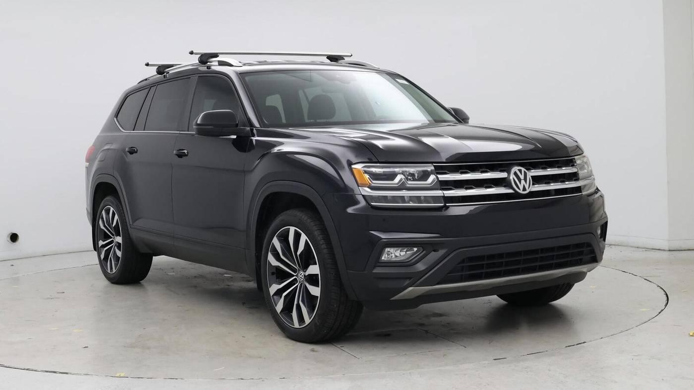 2019 Volkswagen Atlas SE with Technology in Birmingham AL For Sale - Image 1