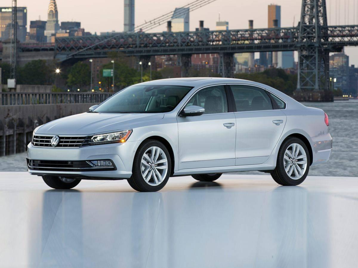 2019 Volkswagen Passat SE R-Line in Ocala FL For Sale - Image 1