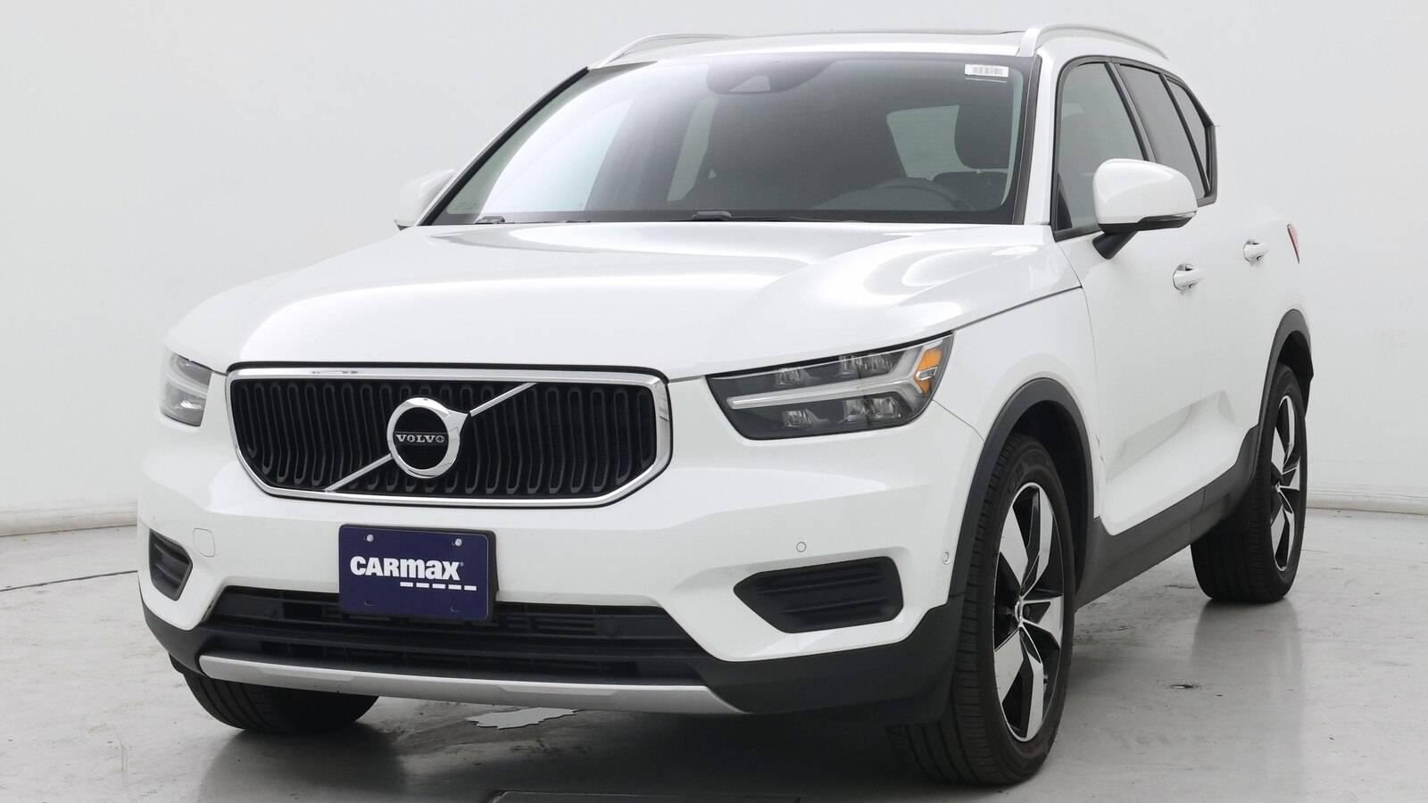 2019 Volvo XC40 Momentum in Birmingham AL For Sale - Image 1