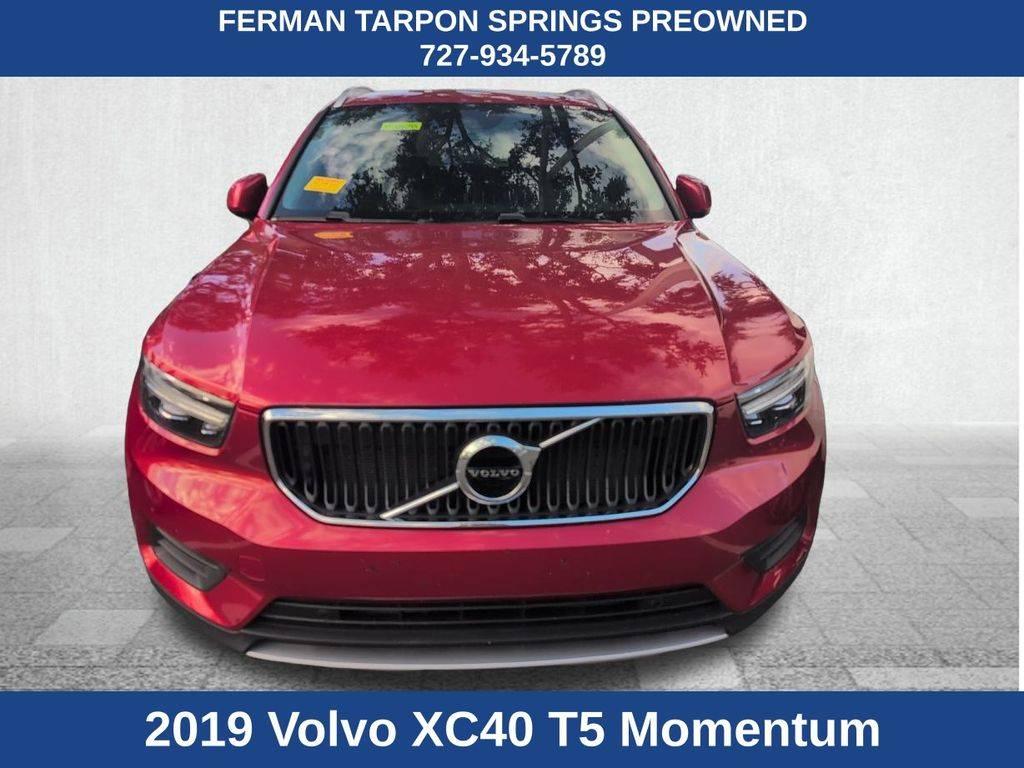 2019 Volvo XC40 Momentum in Tarpon Springs FL For Sale - Image 1