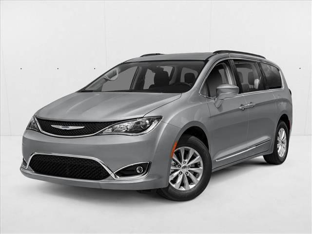 2020 Chrysler Pacifica Touring L in Winter Park FL For Sale - Image 1