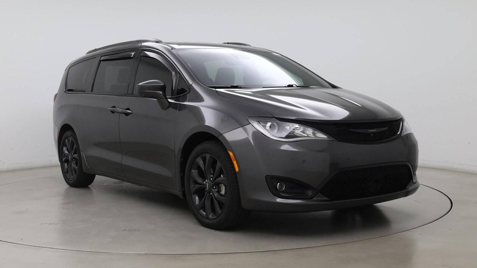 2020 Chrysler Pacifica Touring L in Birmingham AL For Sale - Image 1