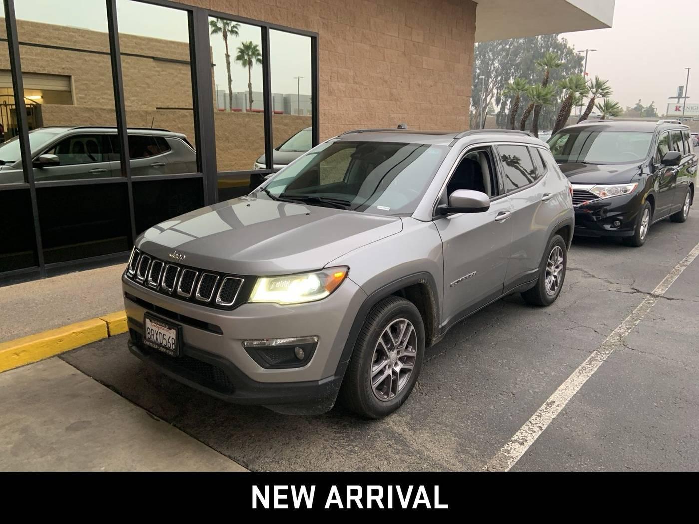 2020 Jeep Compass Latitude in Bakersfield CA For Sale - Image 1