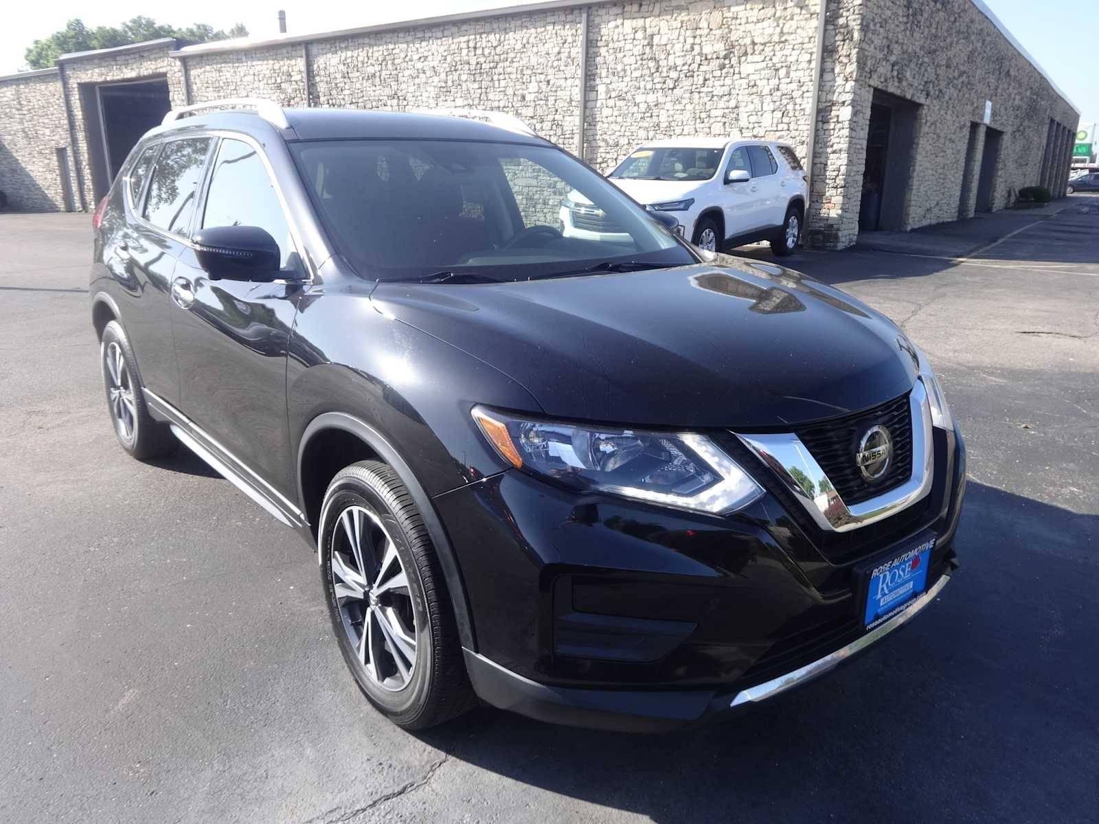 2020 Nissan Rogue SV in Hamilton OH For Sale - Image 1