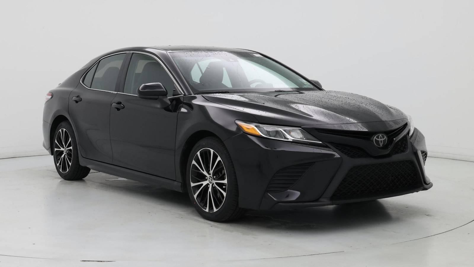 2020 Toyota Camry SE in Birmingham AL For Sale - Image 1