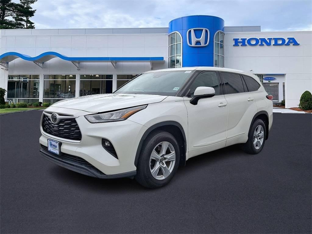 2020 Toyota Highlander LE in Toms River NJ For Sale - Image 1