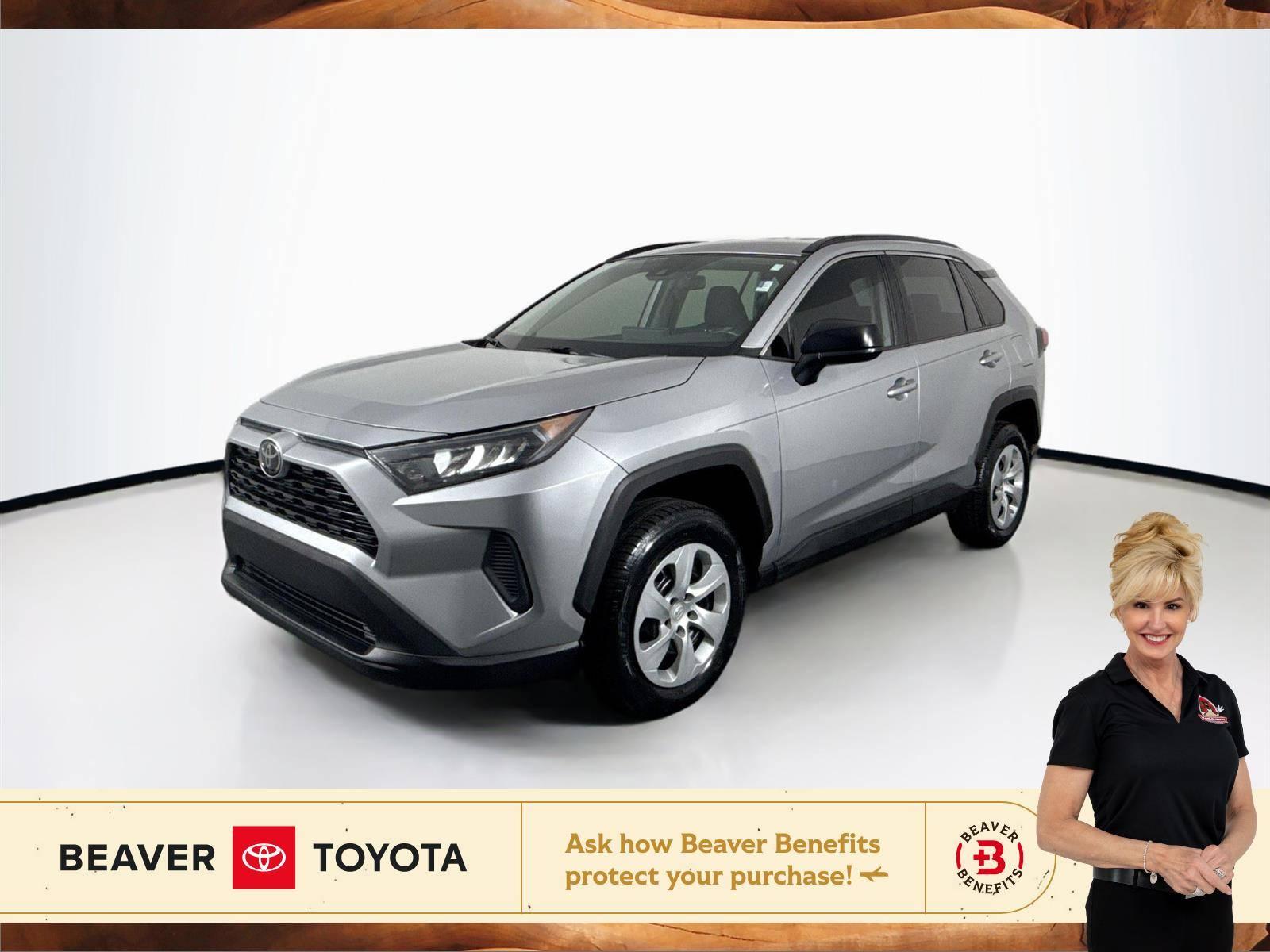2020 Toyota RAV4 LE in Cumming GA For Sale - Image 1