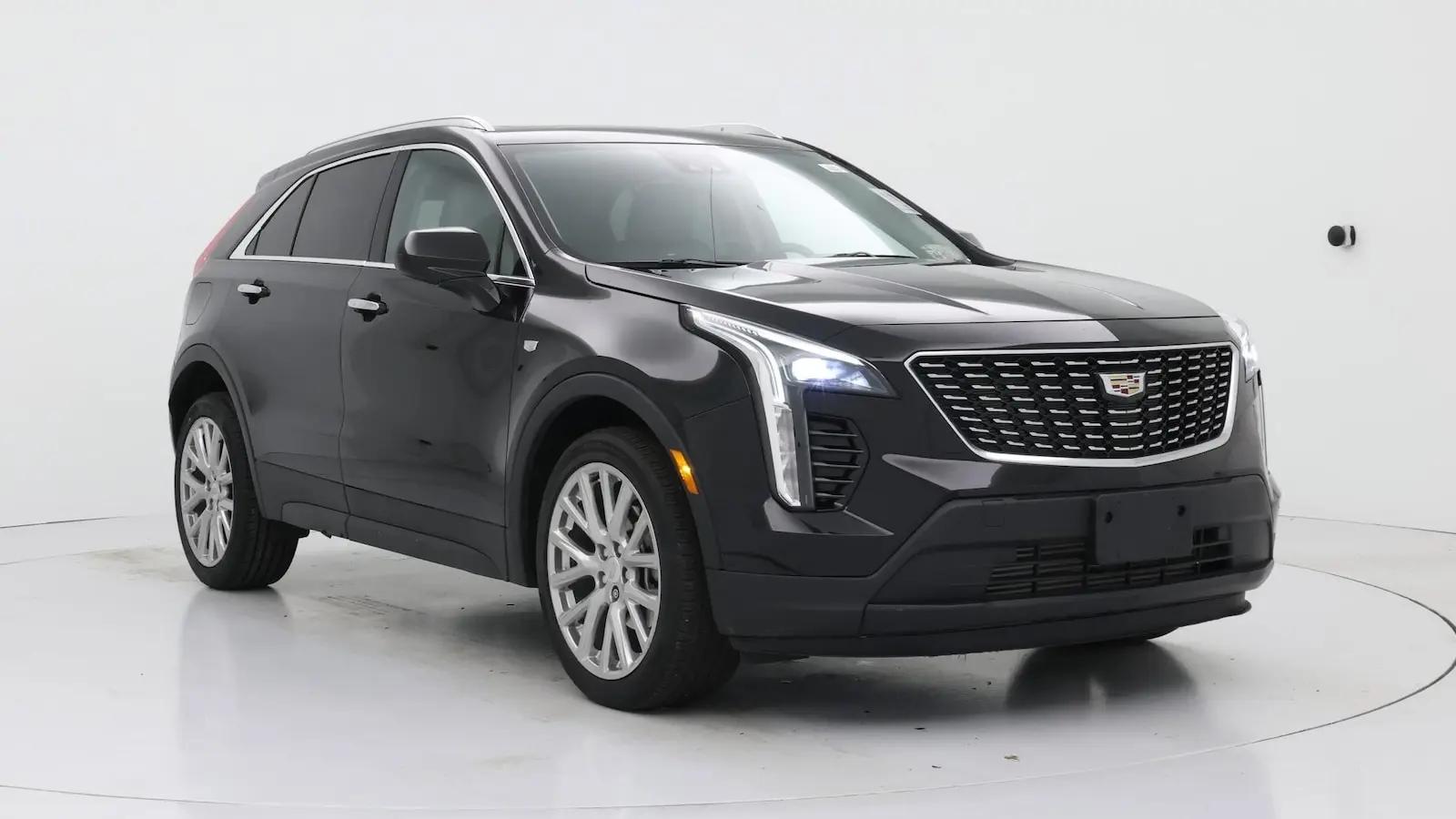 2021 Cadillac XT4 Luxury in St. Louis MO For Sale - Image 1