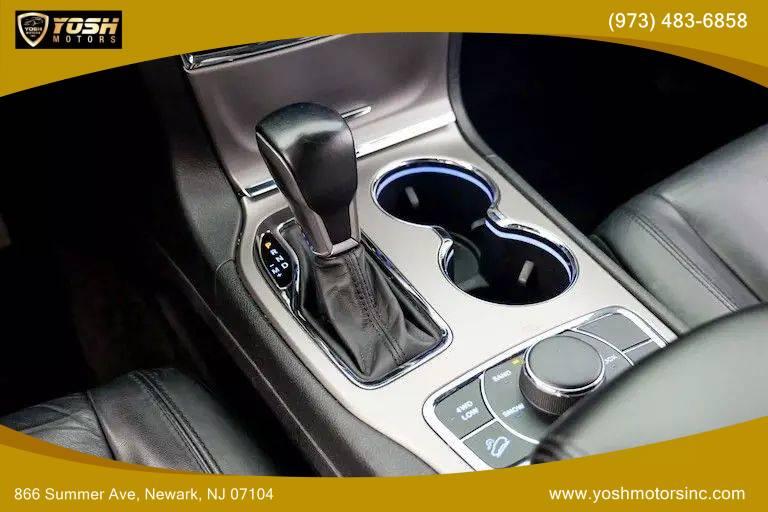 2021 Jeep Grand Cherokee WK Limited in Newark NJ For Sale - Image 1